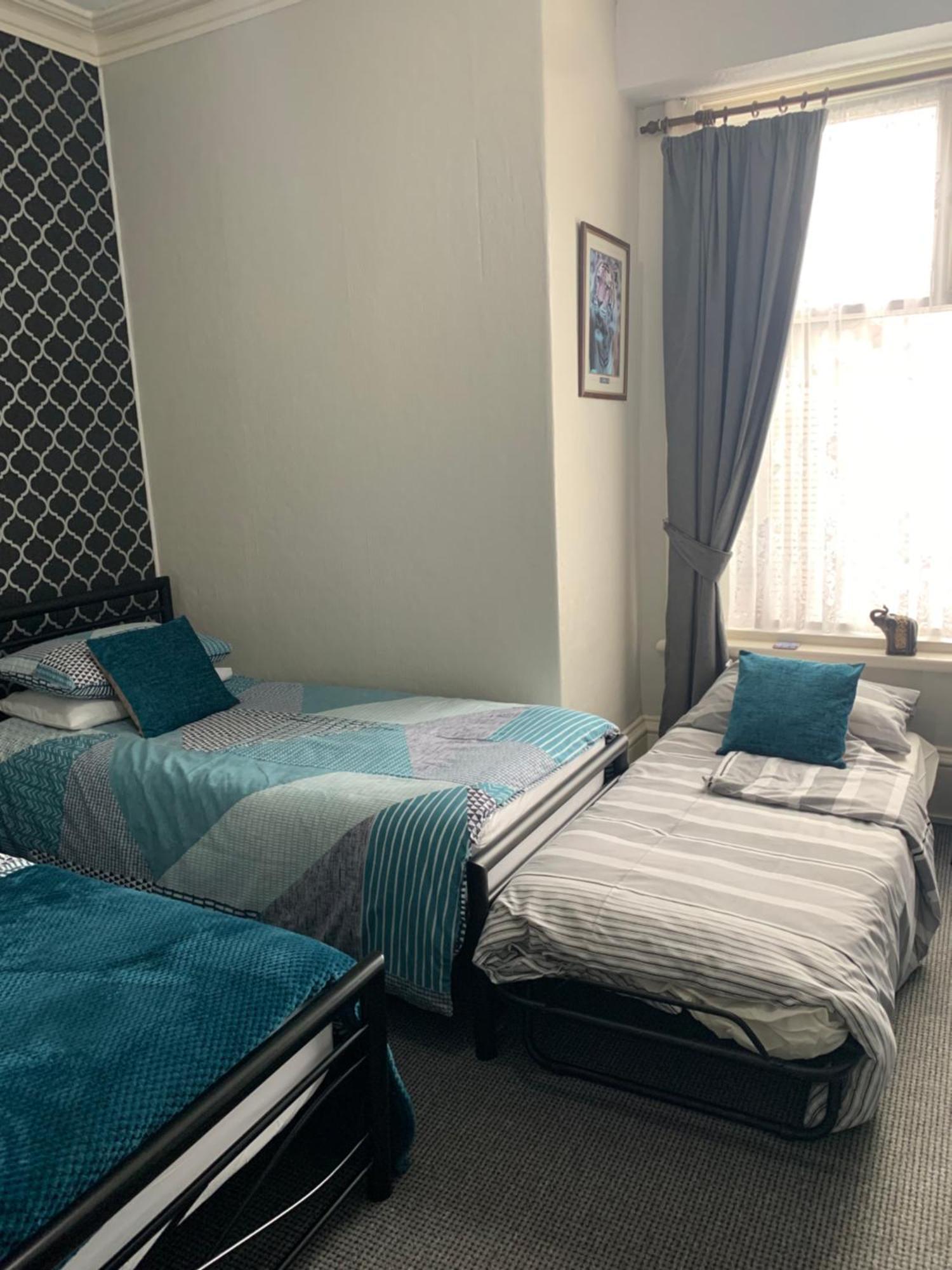 בלקפול Hornby Villa- 4Star B&B-Couples & Families Only חדר תמונה